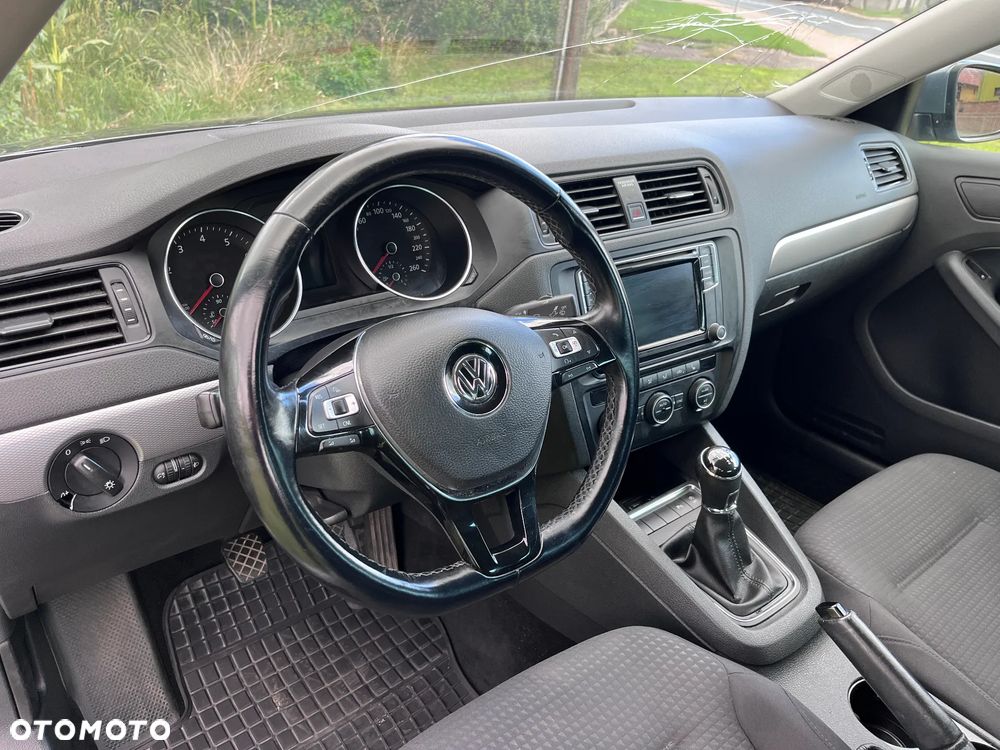 Volkswagen Jetta 1.4 TSI BMT Comfortline - 13