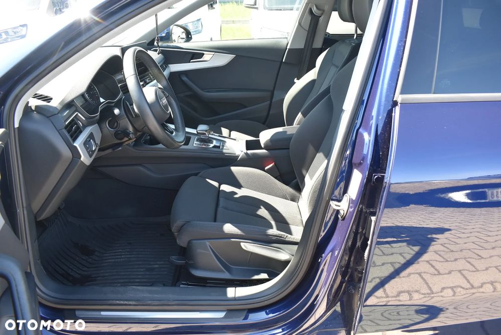 Audi A4 Avant 35 TDI mHEV S tronic - 10