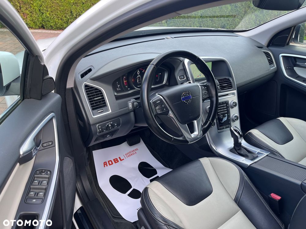 Volvo XC 60 D4 Geartronic Momentum - 8