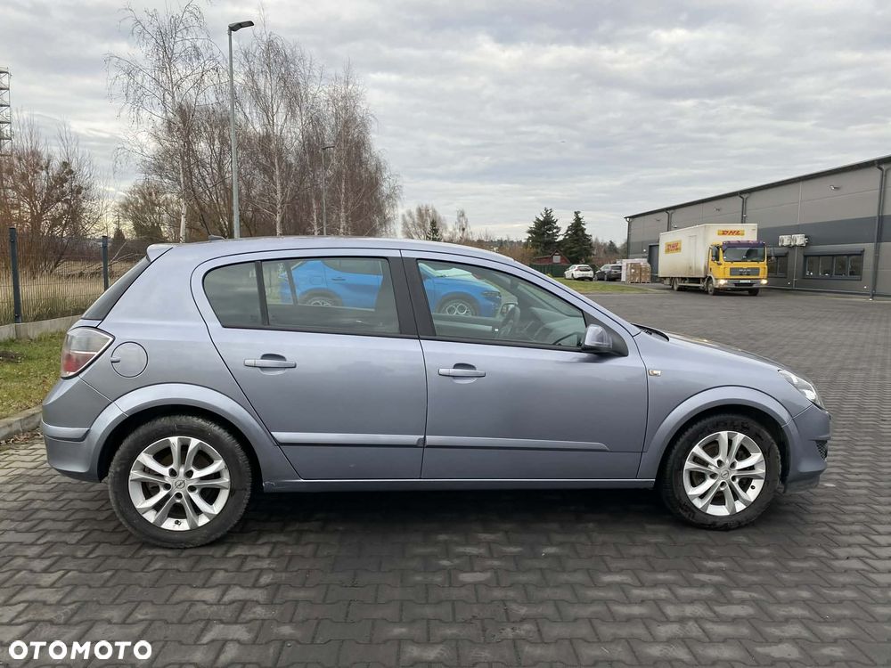 Opel Astra 1.8 Automatik Sport - 4