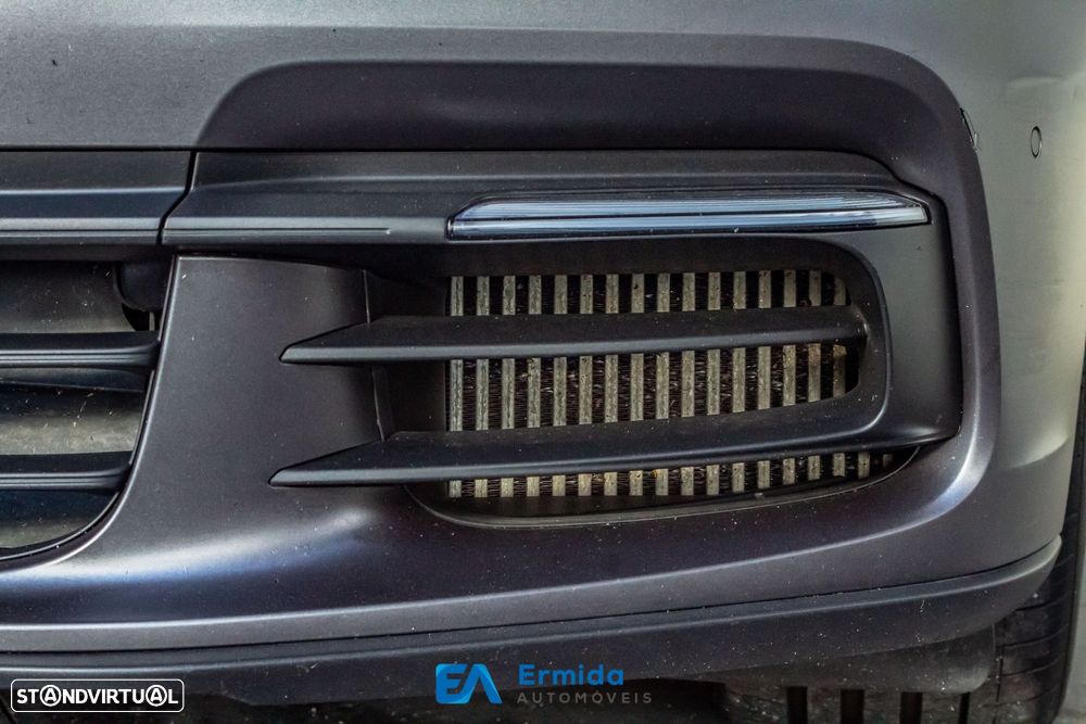 Porsche Panamera Sport Turismo - 12