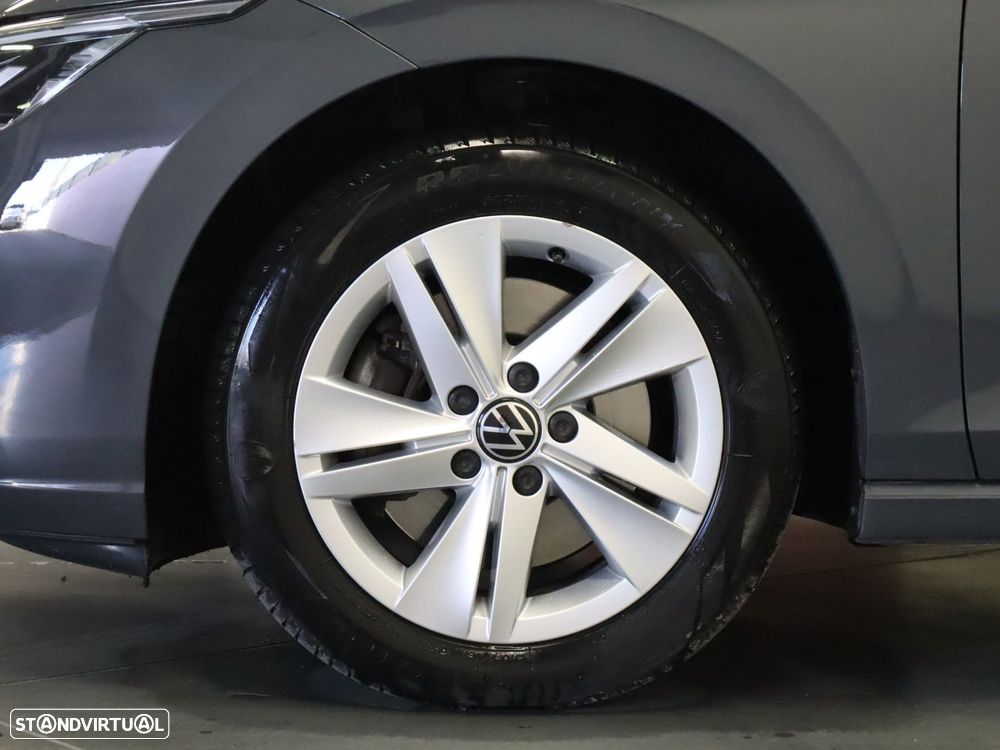 VW Golf Variant 2.0 TDi - 6