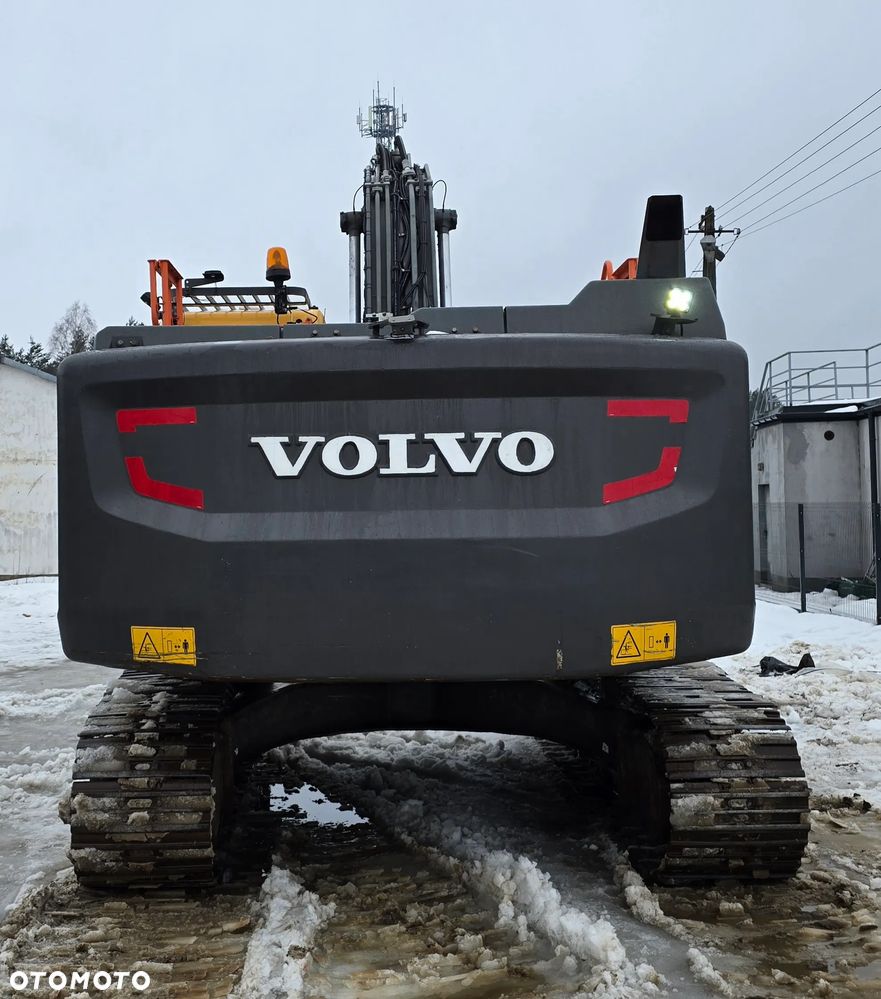 Volvo EC250EL - 12
