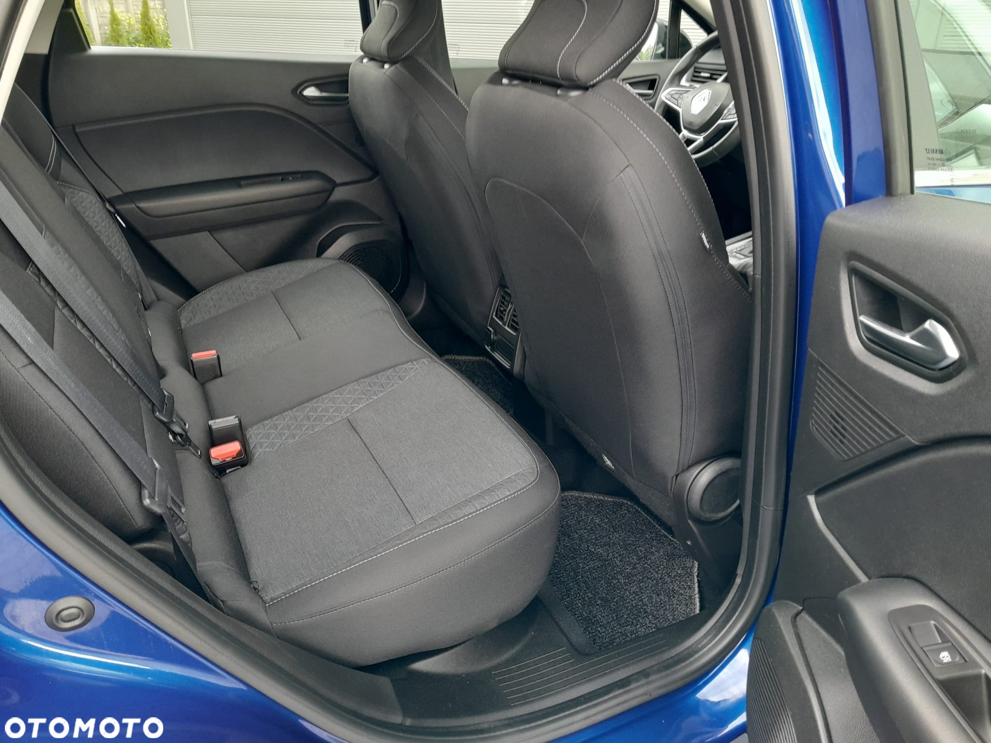 Renault Captur 1.3 TCe mHEV Intens EDC - 20