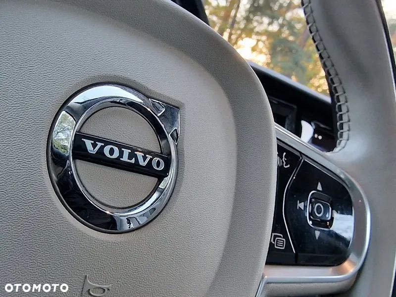 Volvo V90 T6 AWD Momentum - 24