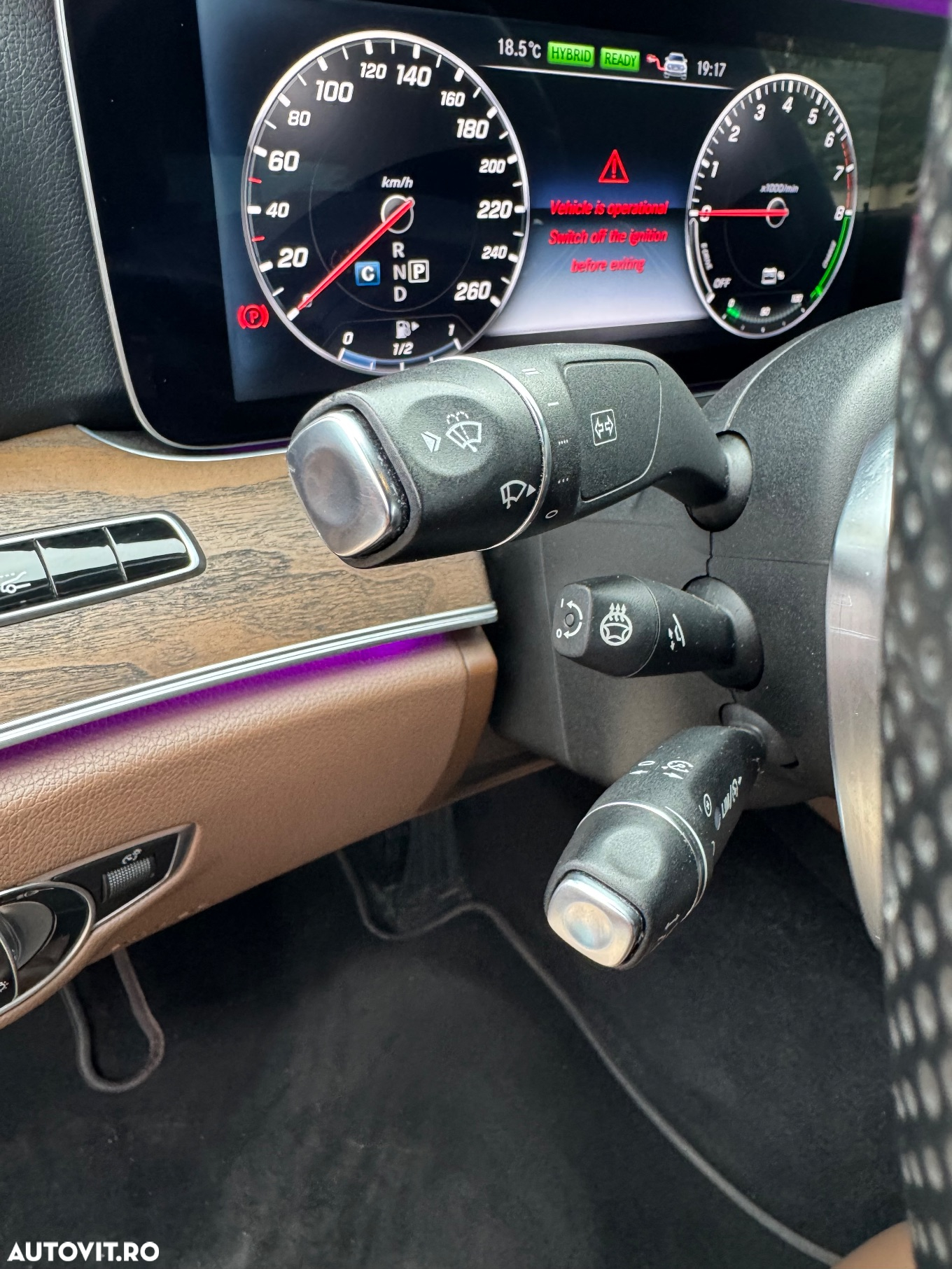 Mercedes-Benz E 350e 9G-TRONIC AMG Line - 23