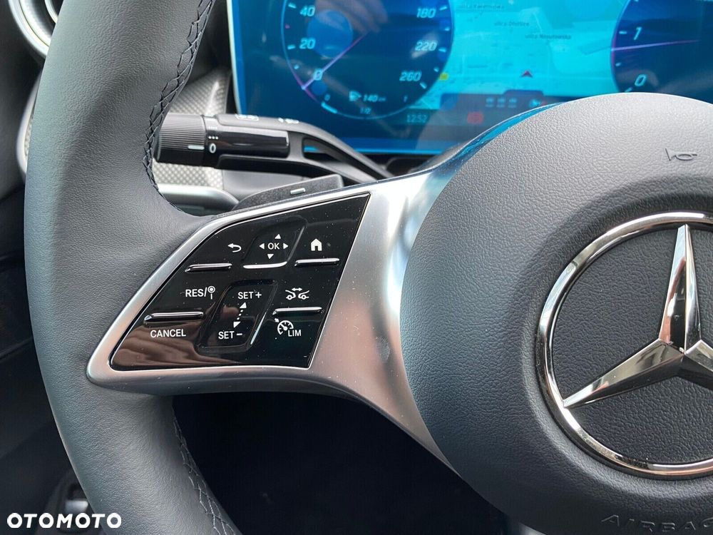 Mercedes-Benz GLC - 11