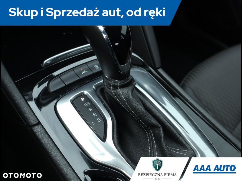 Opel Insignia - 14