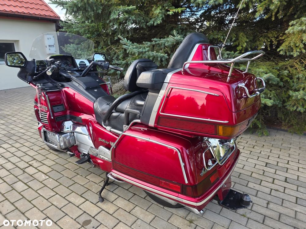 Honda GL - 16