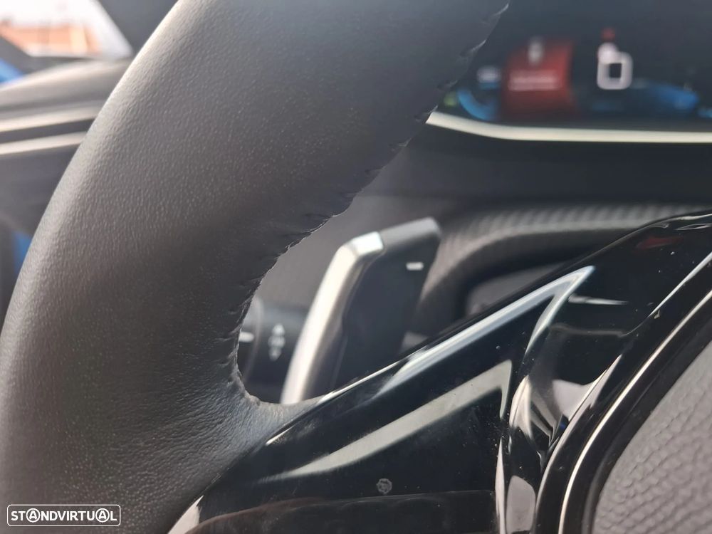 Peugeot 208 1.2 PureTech GT Line EAT8 - 29