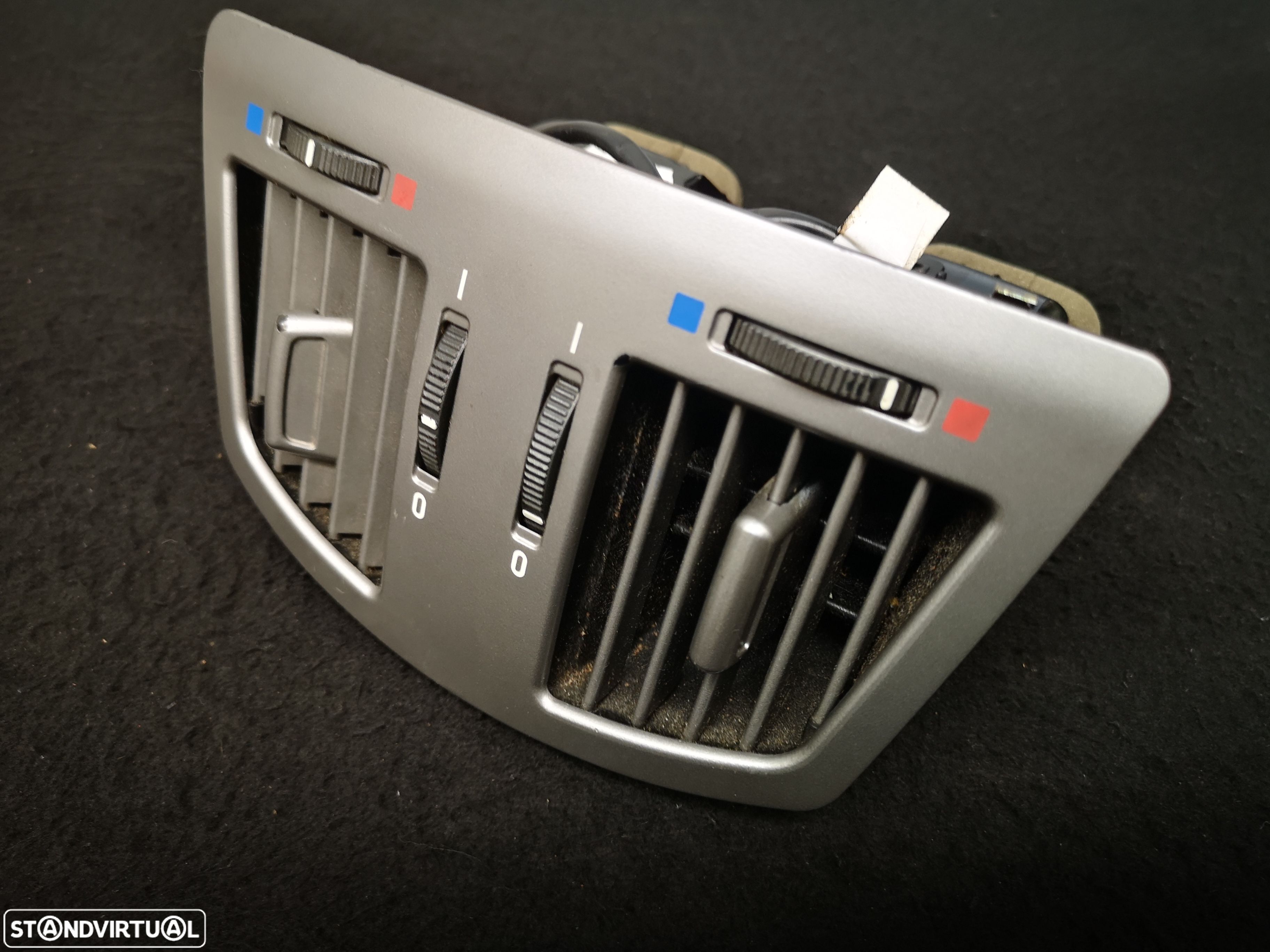 Grelha de sofagem  traseira Originais  bmw ser 7 E65 E66 2002+ (2x no estoque) - 1