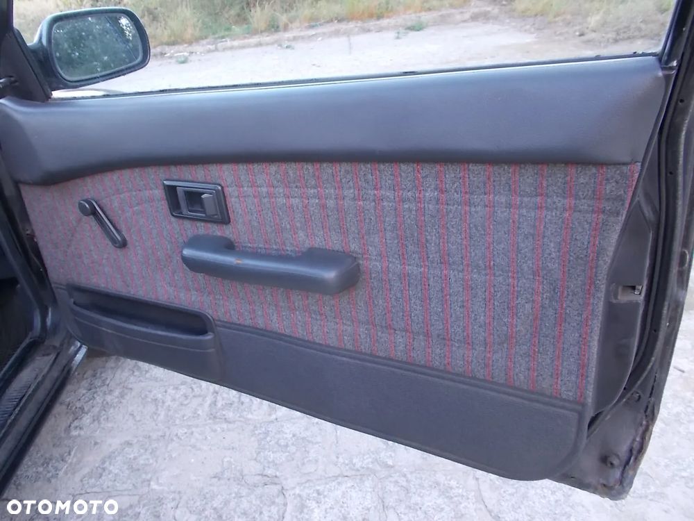 Toyota Corolla - 31