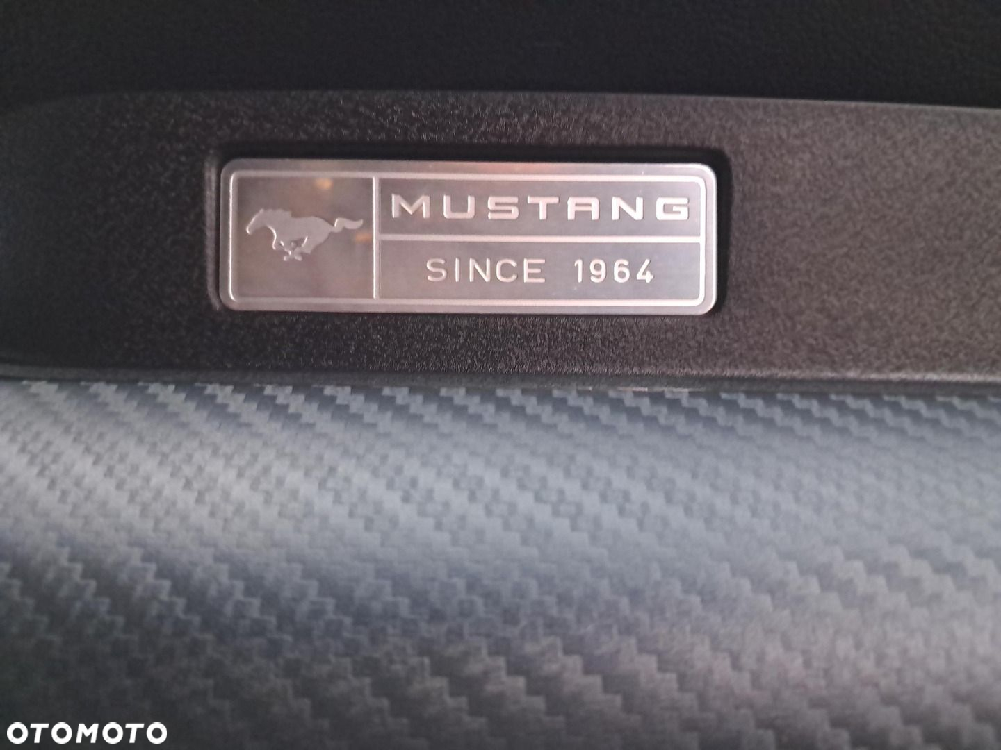 Ford Mustang - 16