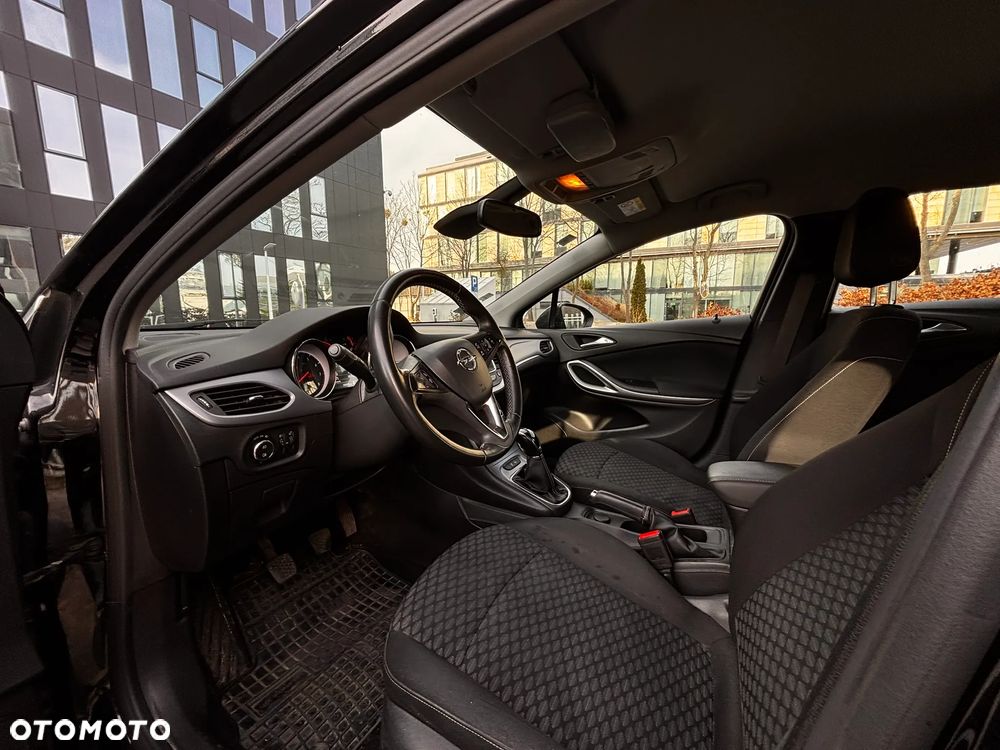 Opel Astra 1.4 T Enjoy - 12