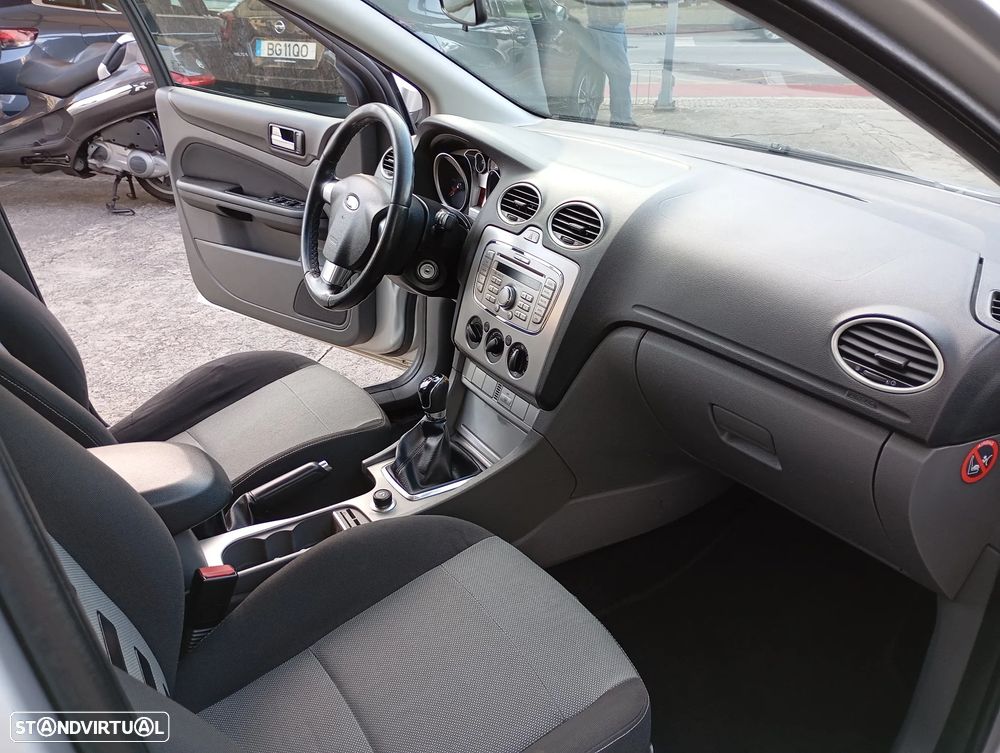 Ford Focus SW 1.6 TDCi Sport - 10