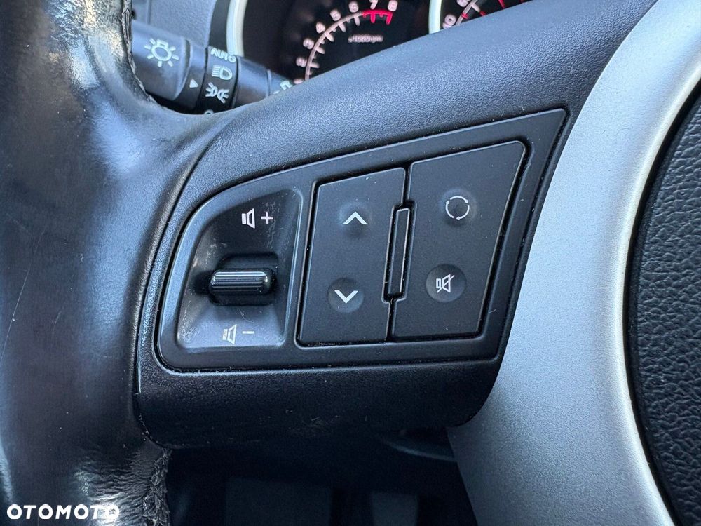 Kia Venga - 21