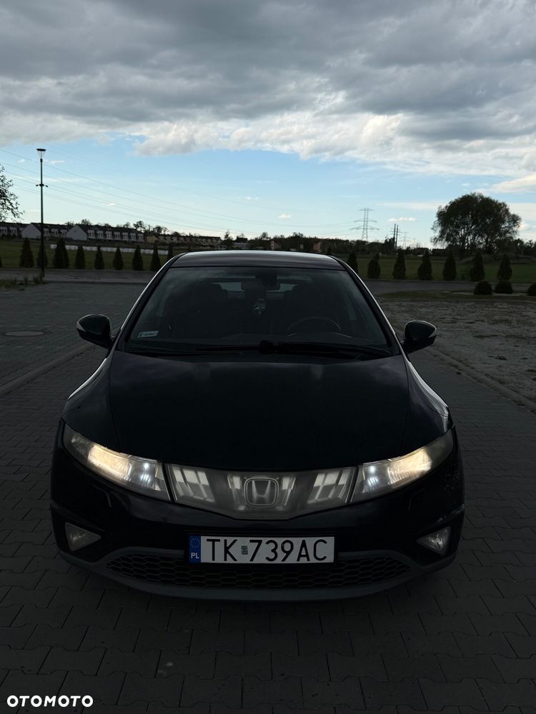 Honda Civic 1.8 Comfort - 1