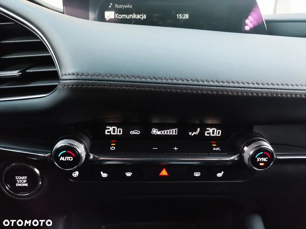 Mazda 3 2.0 mHEV Hikari - 9