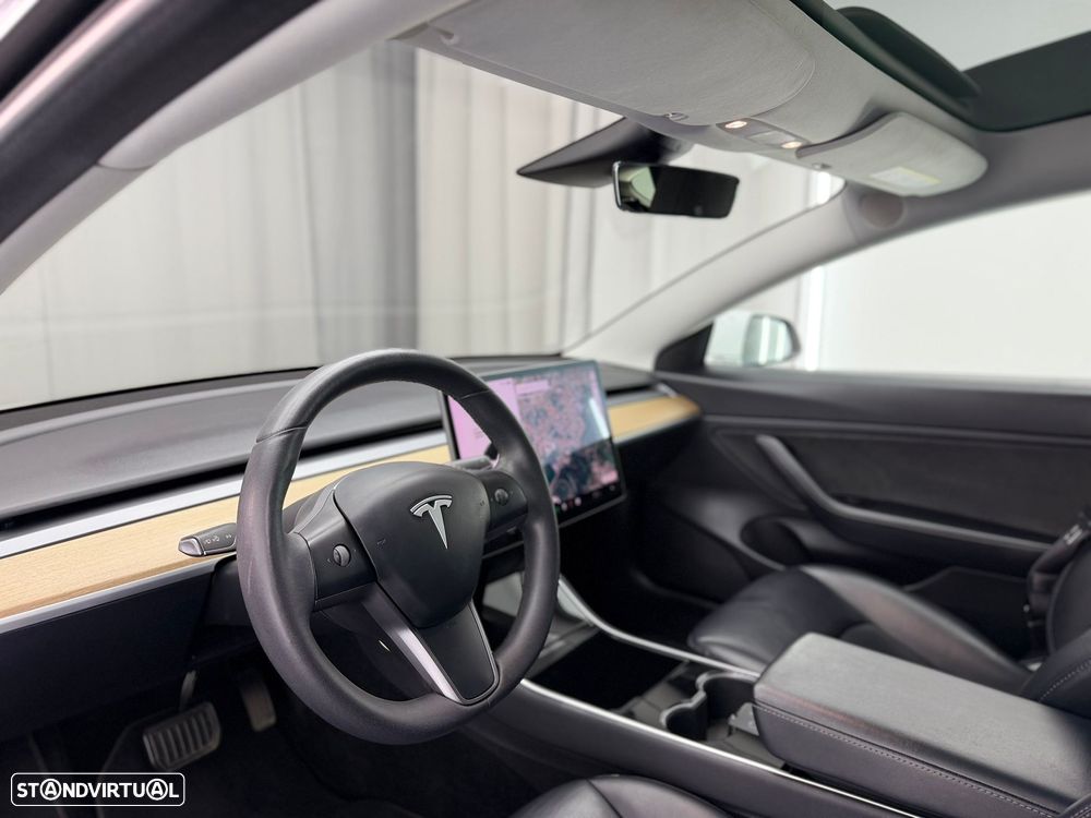 Tesla Model 3 Standard RWD Plus - 17