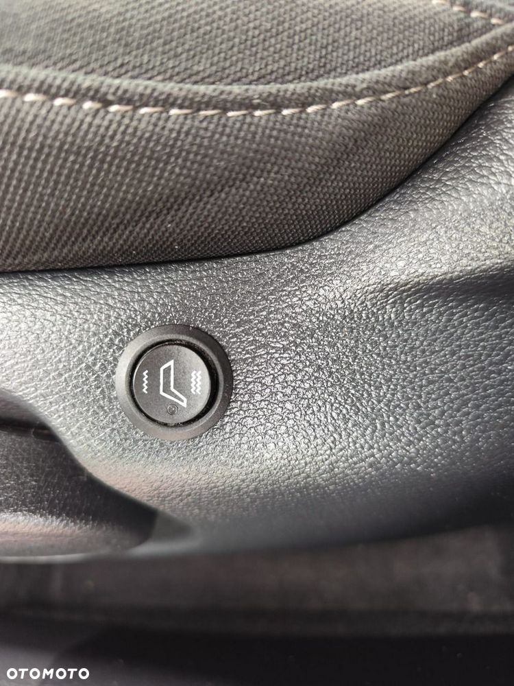 Kia Ceed - 30