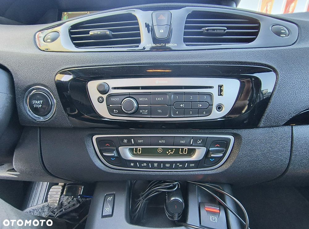 Renault Scenic Energy dCi 110 S&S Bose Edition - 27