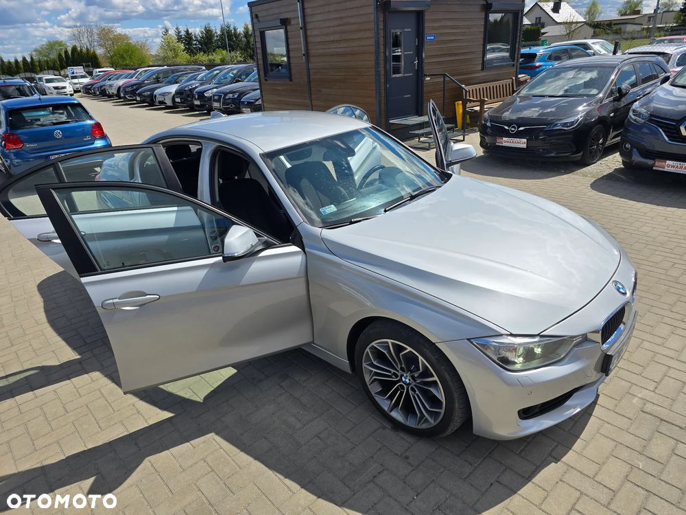 BMW Seria 3 - 33