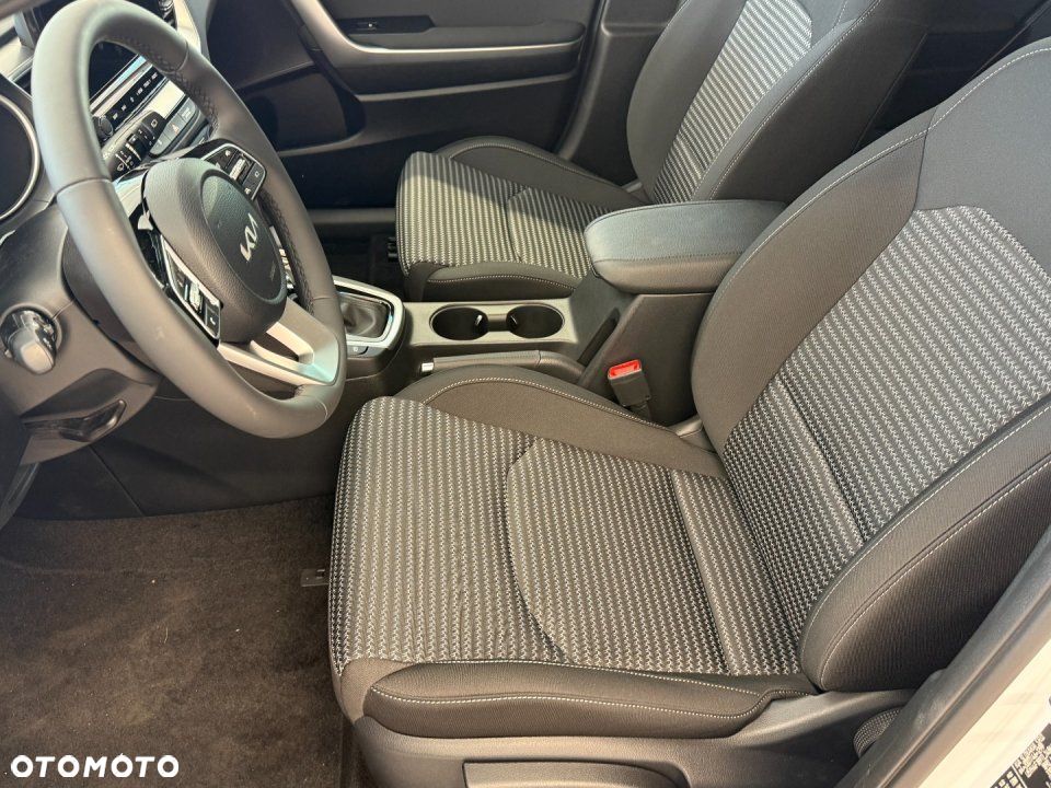 Kia XCeed - 13