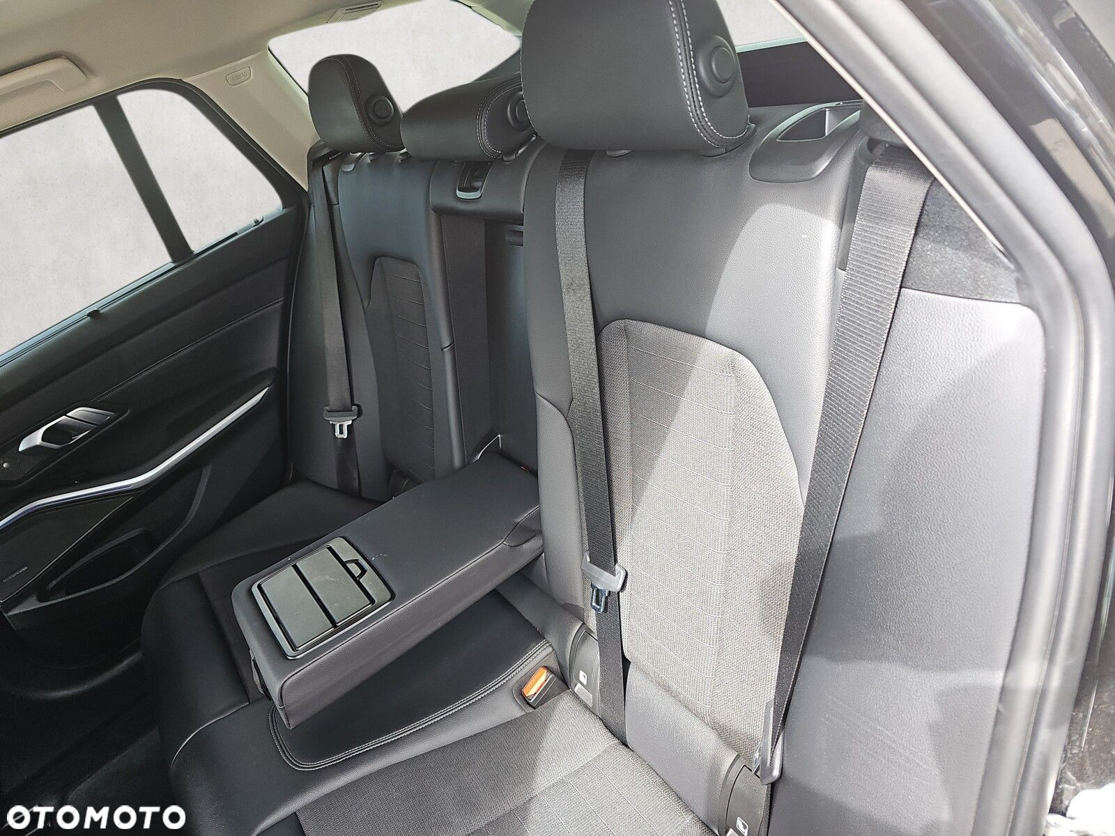 BMW Seria 3 - 23