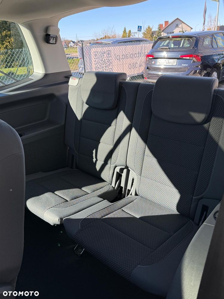 Volkswagen Touran 1.4 TSI United - 21