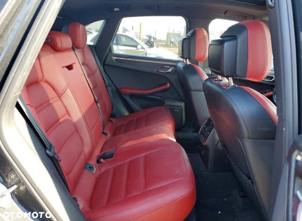 Porsche Macan GTS - 13