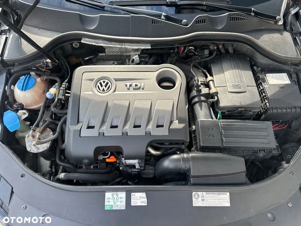 Volkswagen Passat 2.0 TDI 4Motion BlueMotion Technol Comfortline - 6