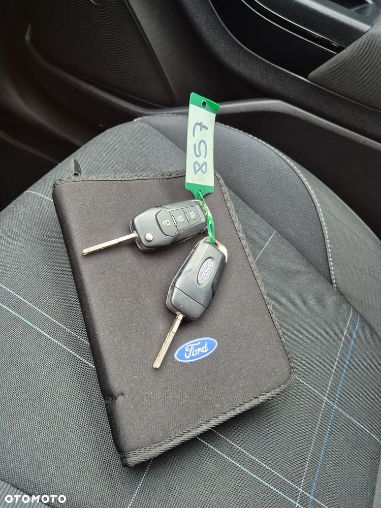 Ford Fiesta 1.0 EcoBoost S&S ACTIVE - 32