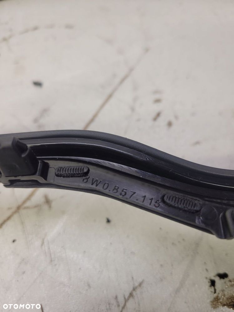 RAMKA OBUDOWA LICZNIKA AUDI A4 B9 A5 8W 8W0857115 - 5