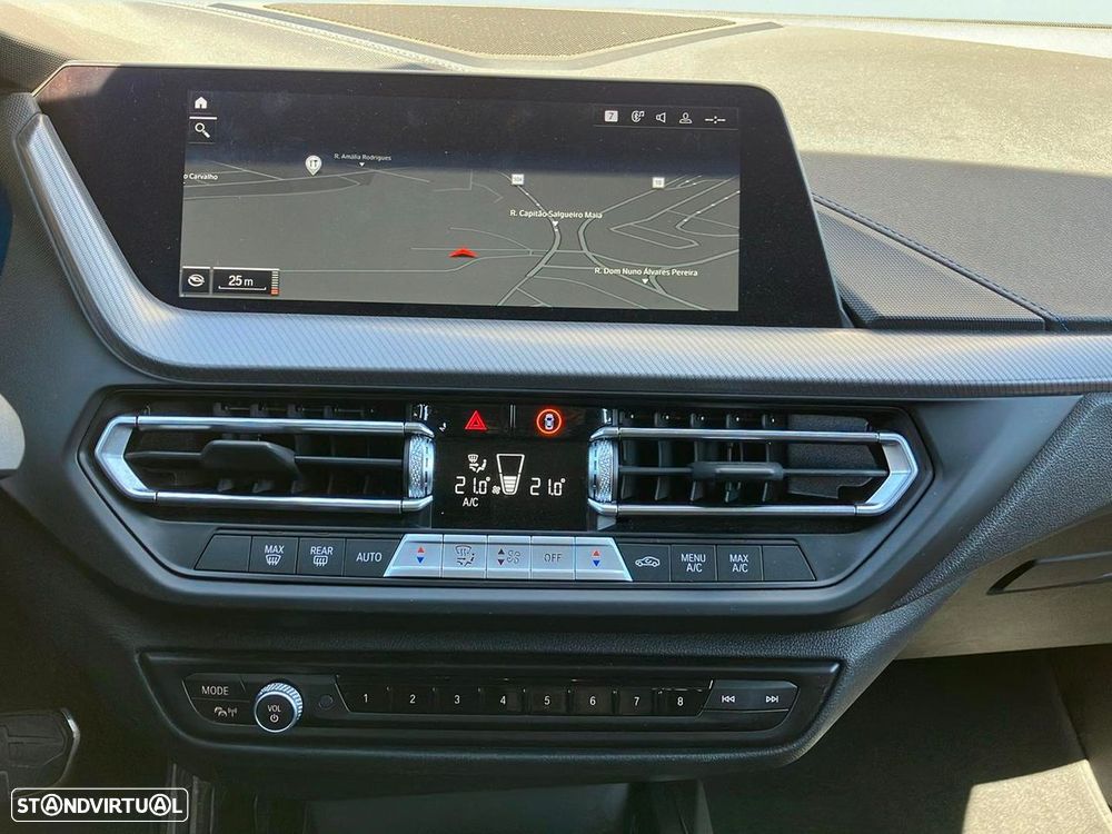 BMW 118 i Pack Desportivo M Auto - 13