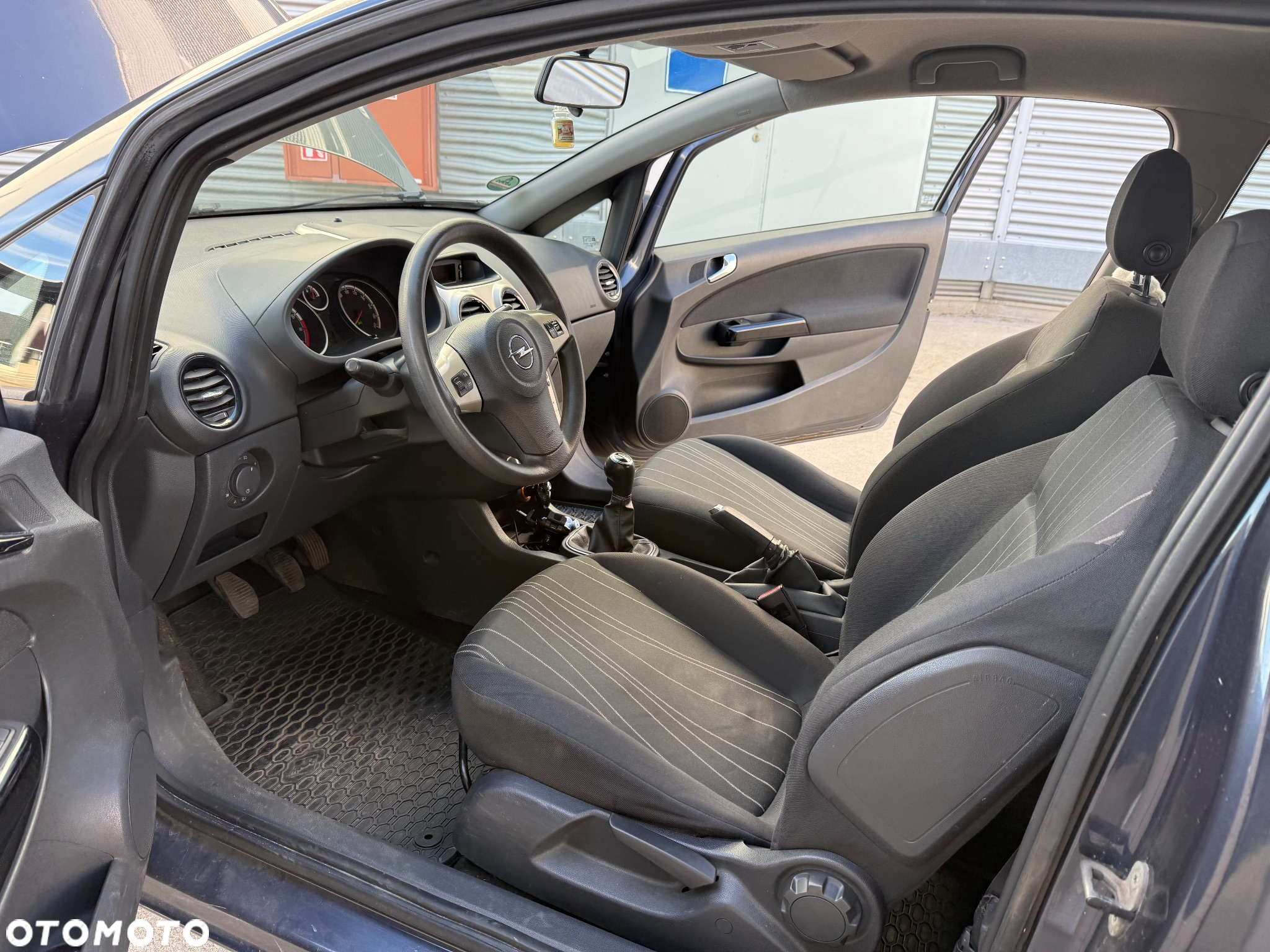 Opel Corsa 1.0 12V Catch me - 28