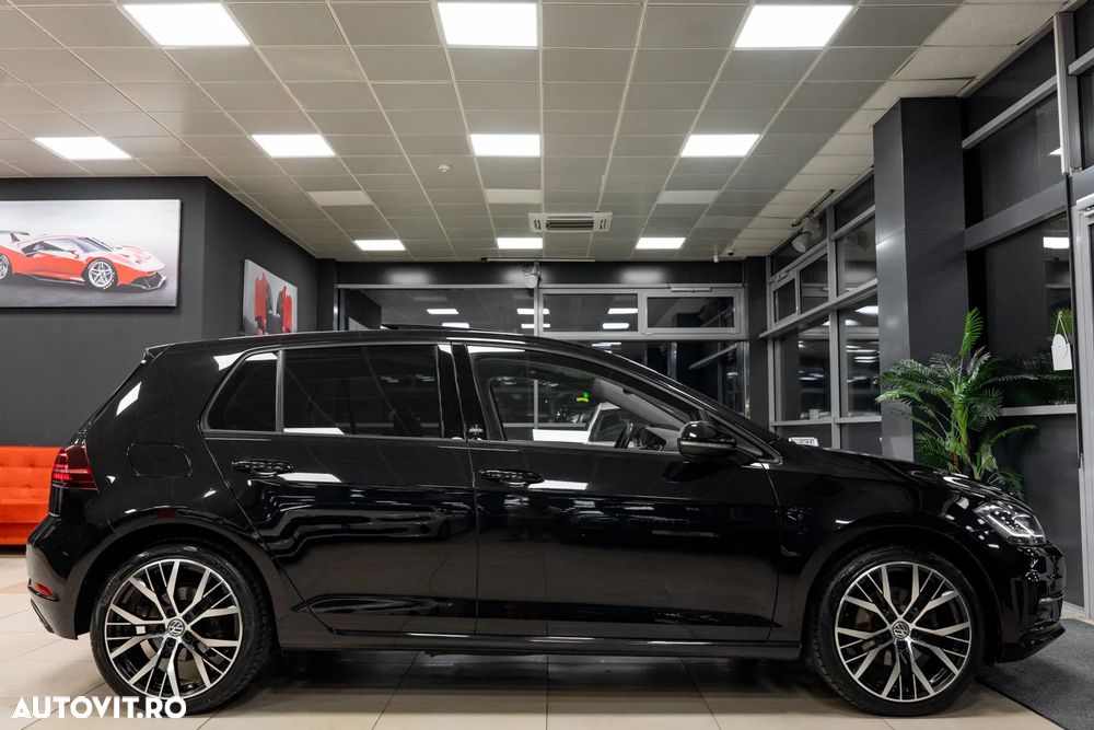 Volkswagen Golf 1.5 TSI ACT DSG Sound - 40