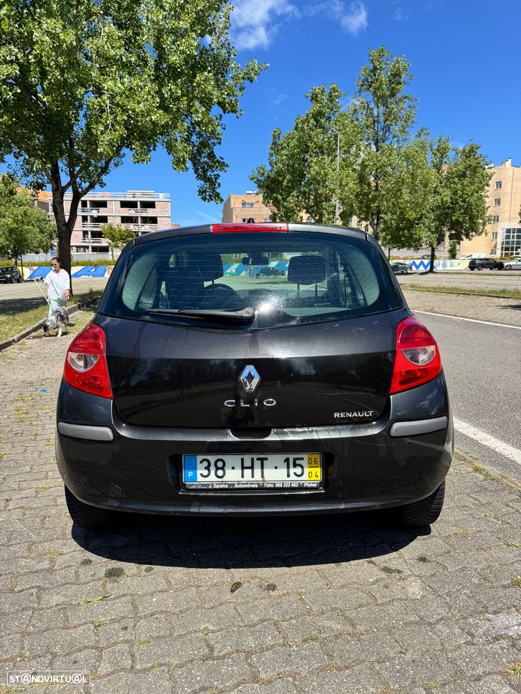 Renault Clio 1.5 dCi Dynamique - 3