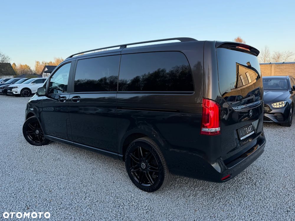 Mercedes-Benz Klasa V 300 d lang 9G-TRONIC Avantgarde - 11