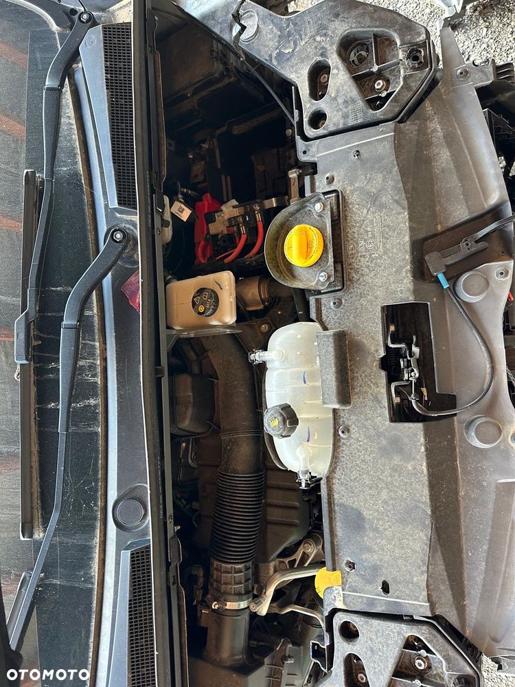 Renault Trafic - 16