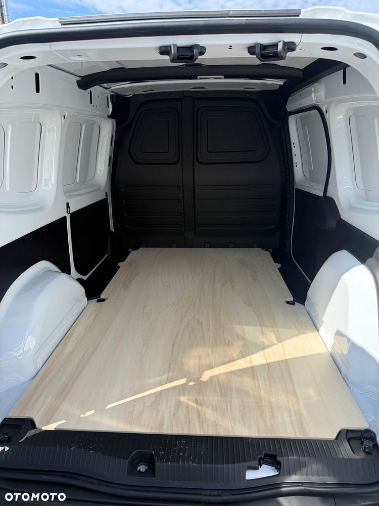 Nissan Townstar - 11