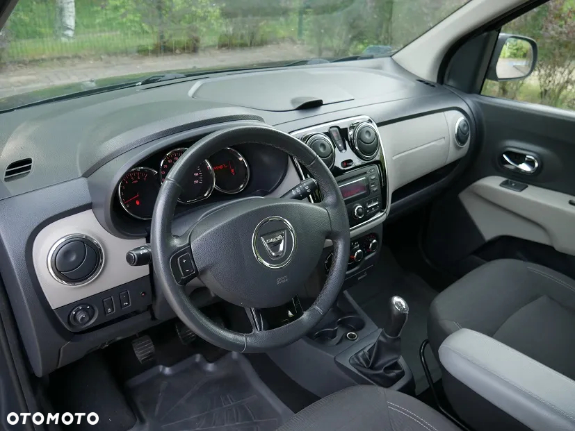 Dacia Lodgy 1.6 Laureate - 13