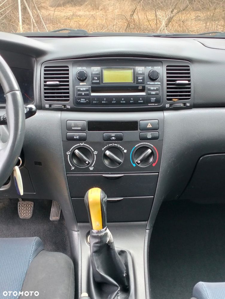 Toyota Corolla 2.0 D-4D Executive - 17