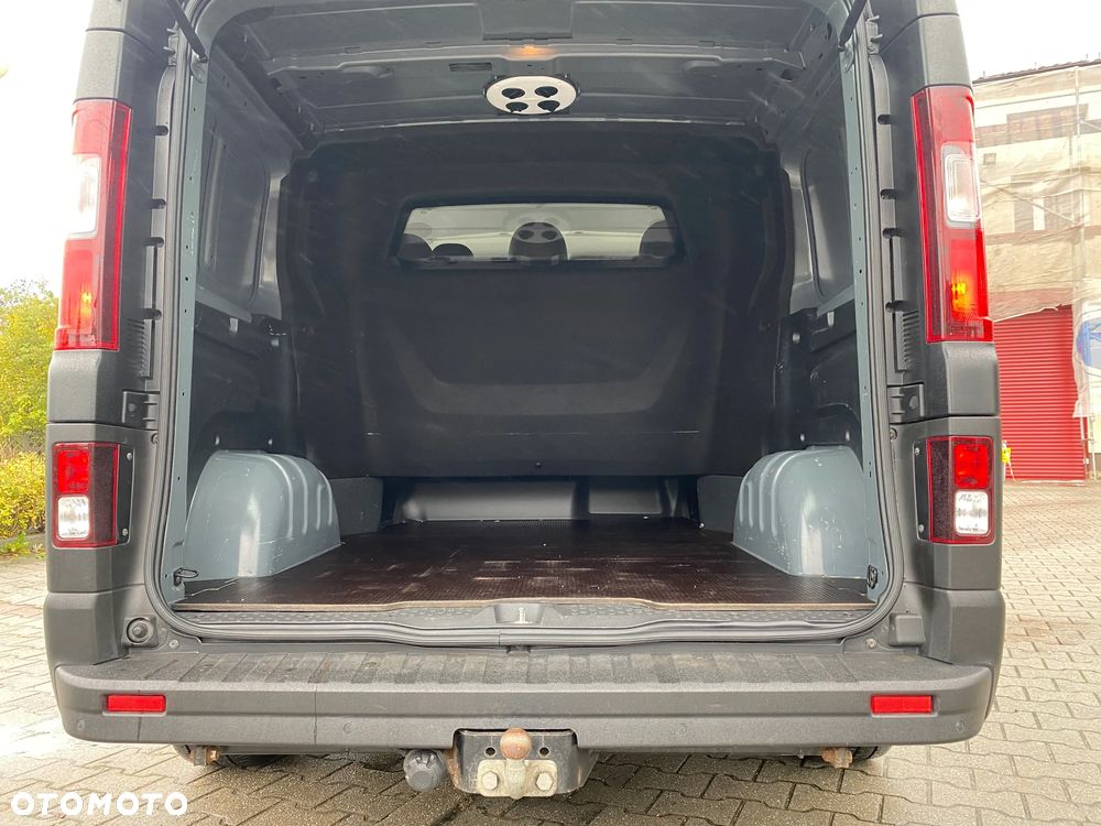 Renault Trafic 2.0 Doka 6 Osobowa Rejestracja 11.2021r Samochód Ciężarowy - 12