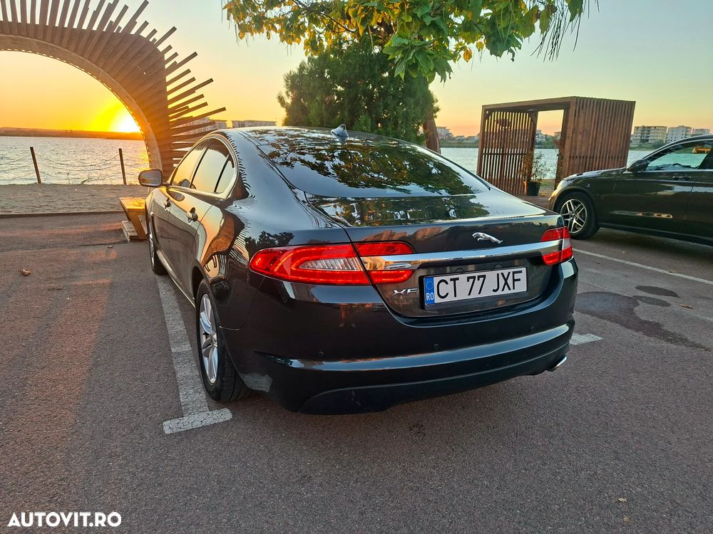 Jaguar XF 2.2D - 3