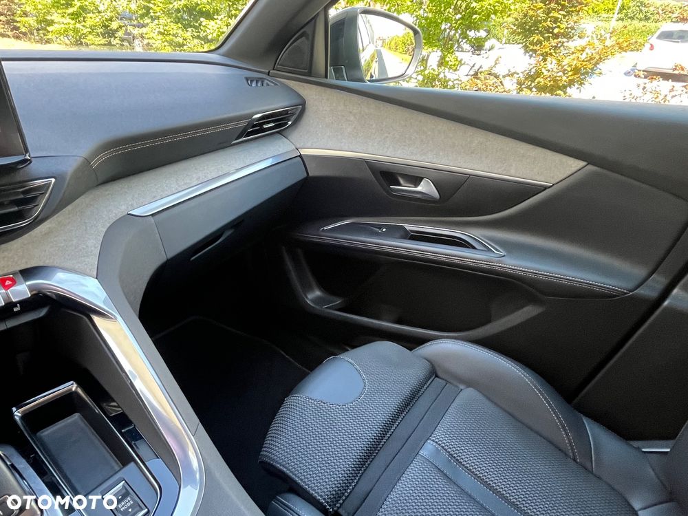 Peugeot 5008 1.5 BlueHDi GT S&S EAT8 - 24