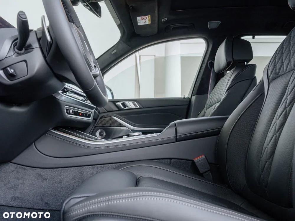 BMW X5 xDrive40i - 16