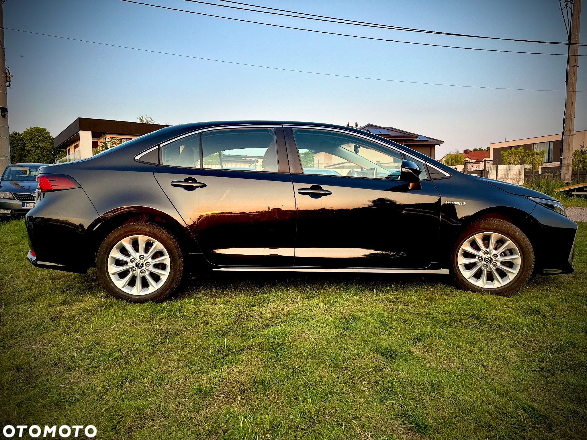 Toyota Corolla 1.8 Hybrid Comfort - 19