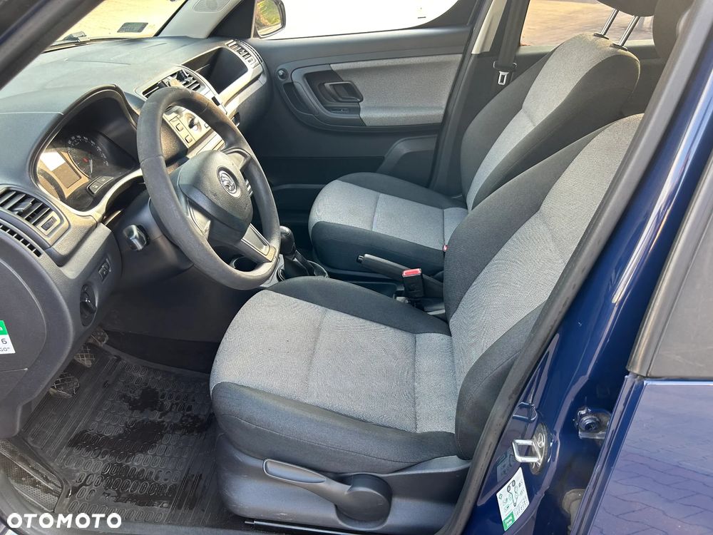 Skoda Roomster 1.4 16V Fresh - 12
