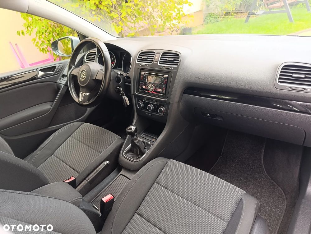 Volkswagen Golf - 5