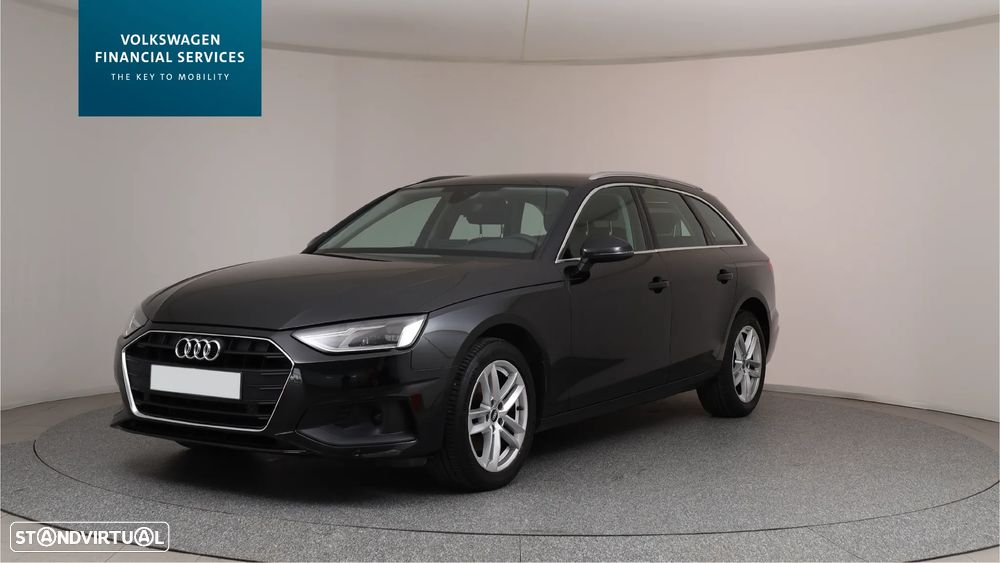 Audi A4 Avant 30 TDI S tronic